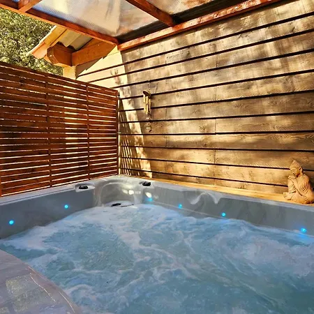 Flassans Gites &Spa Exterior photo