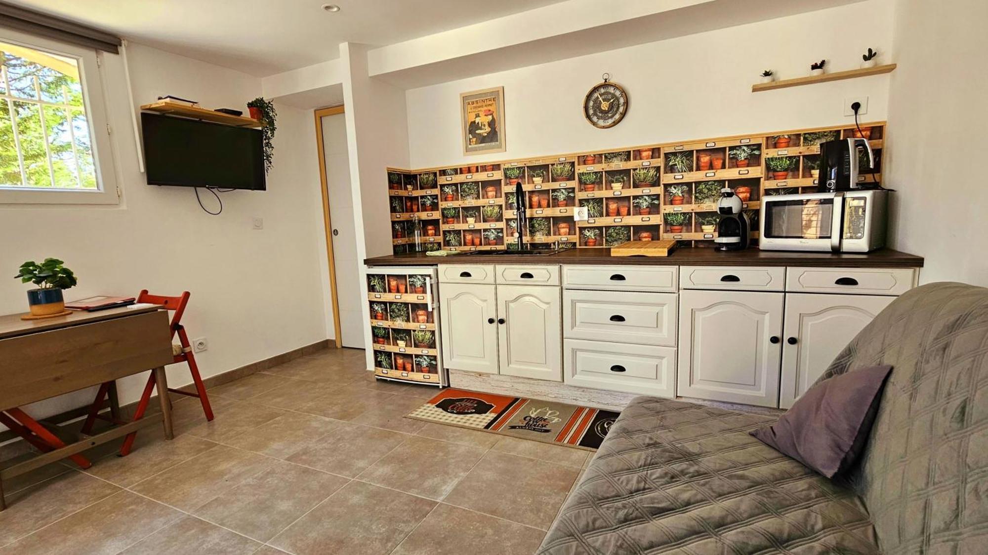 &spa * Flassans-sur-Issole
